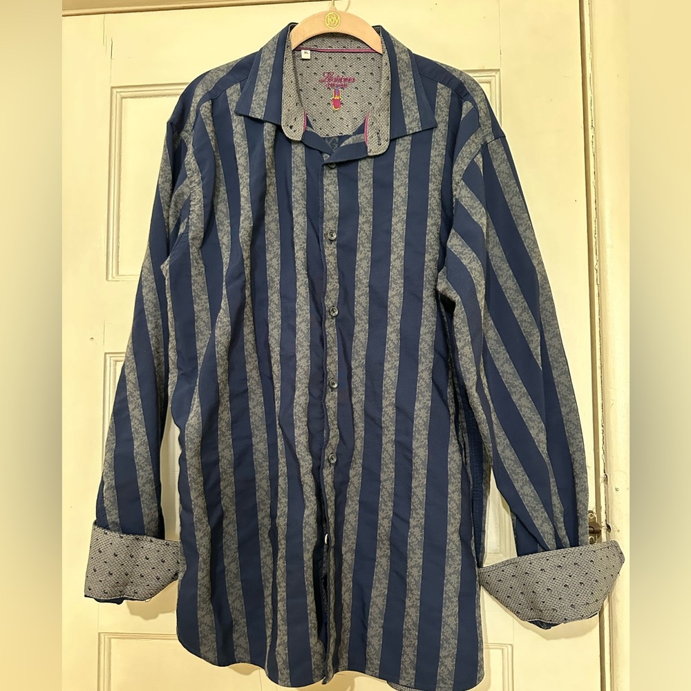 Luciano Visconti, button-down shirt. Size XL. Awesome condition